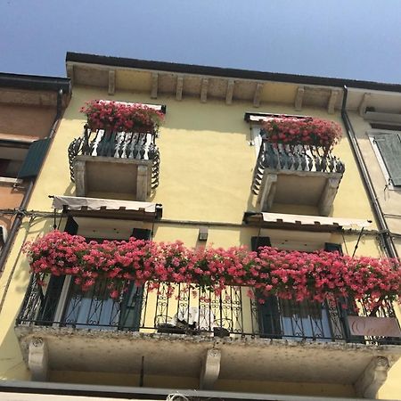 Oreste Suite Lazise Exterior photo