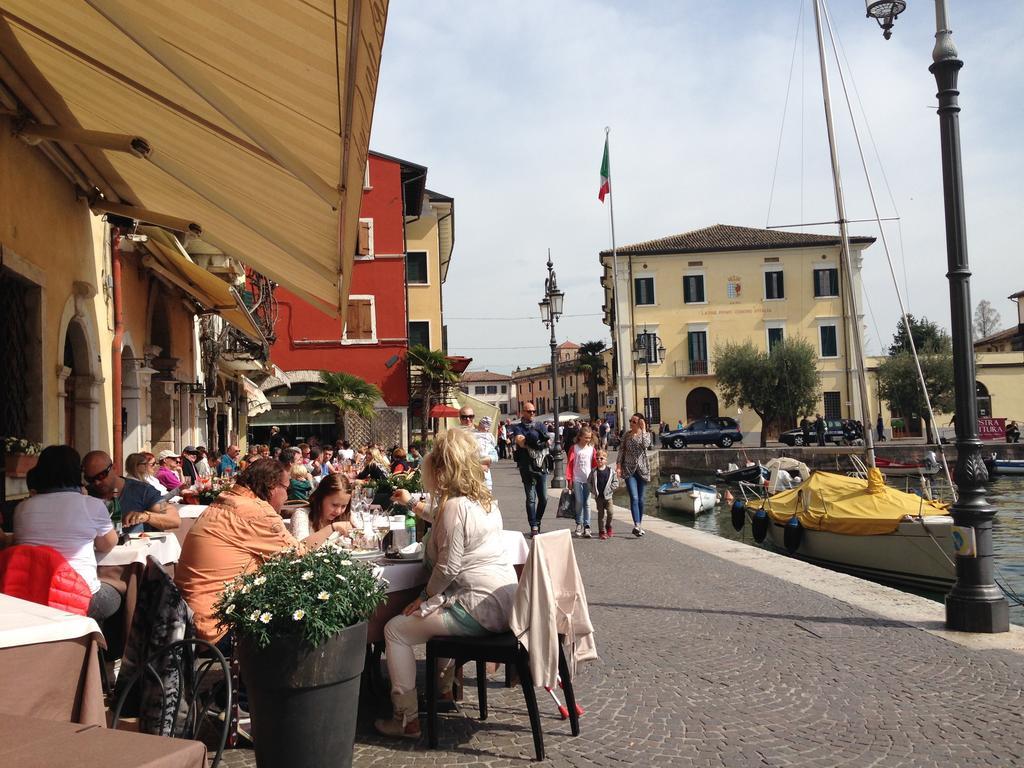 Oreste Suite Lazise Exterior photo