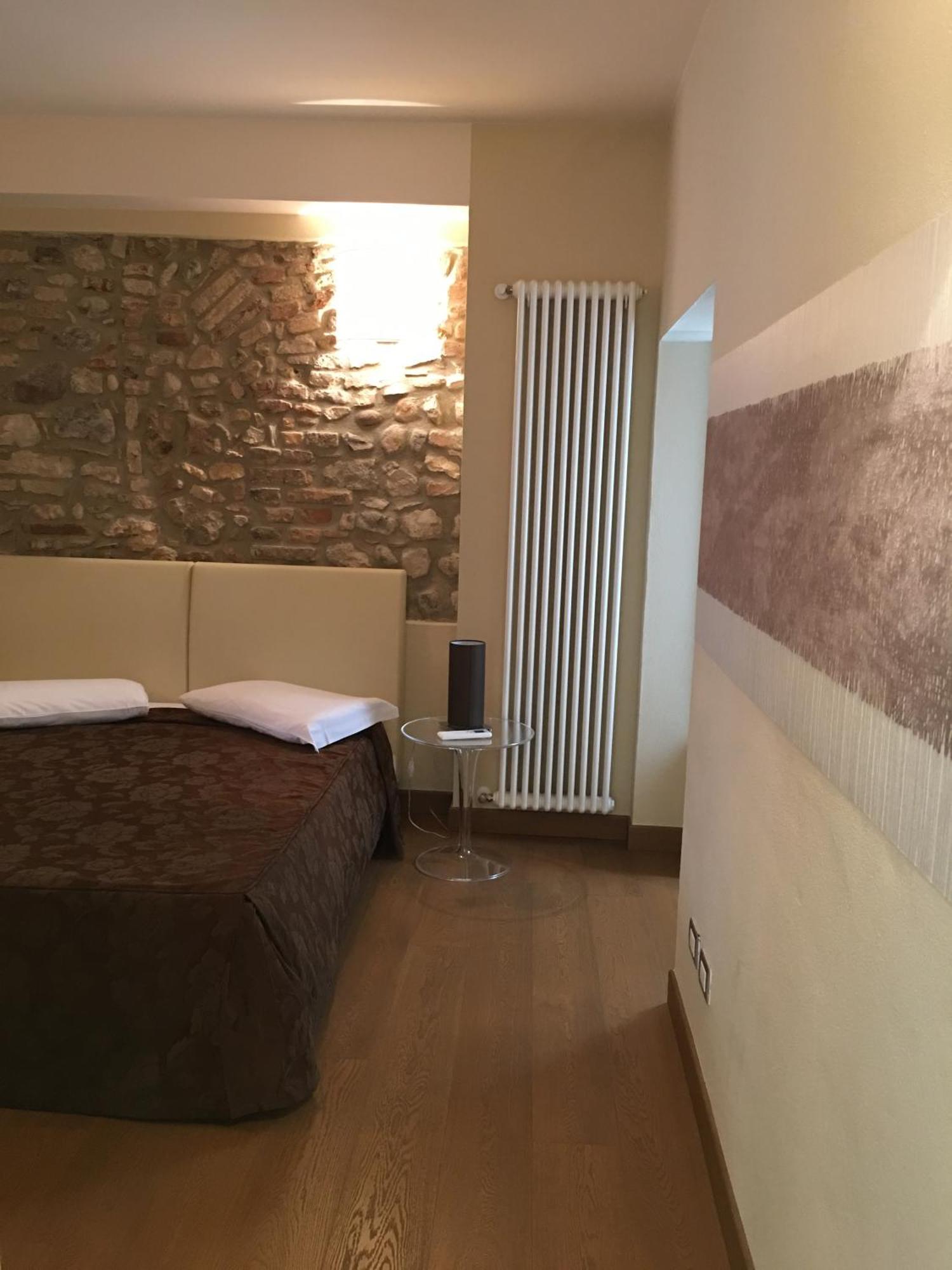Oreste Suite Lazise Room photo